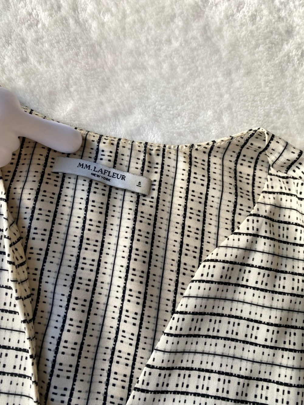 M.M.LaFleur "The Lagarde" Top - Morse Code Print Size Small - Picture 8 of 10